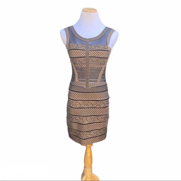 Gracia Bodycon Bandage Dress - Picture 3 of 10
